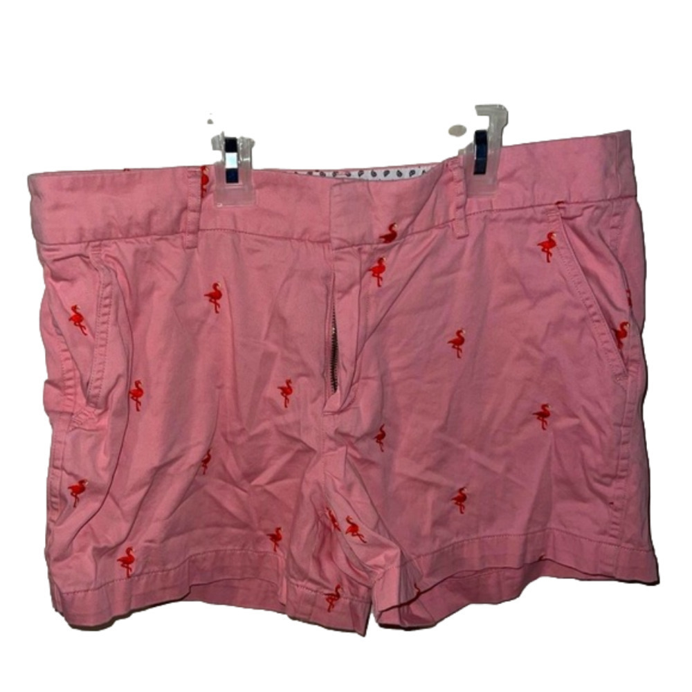 Pink jones & co shorts with red flamingos. have back pockets and front pockets